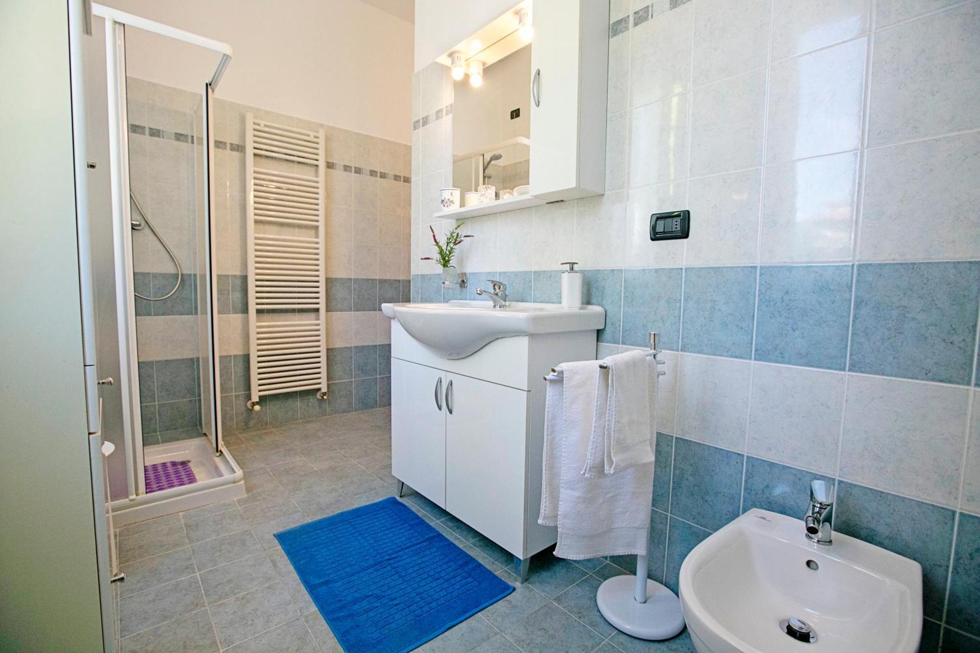 Villa Mimosa - Appartamento 1 - Happy Rentals Ντεζεντσάνο ντελ Γκάρντα Εξωτερικό φωτογραφία