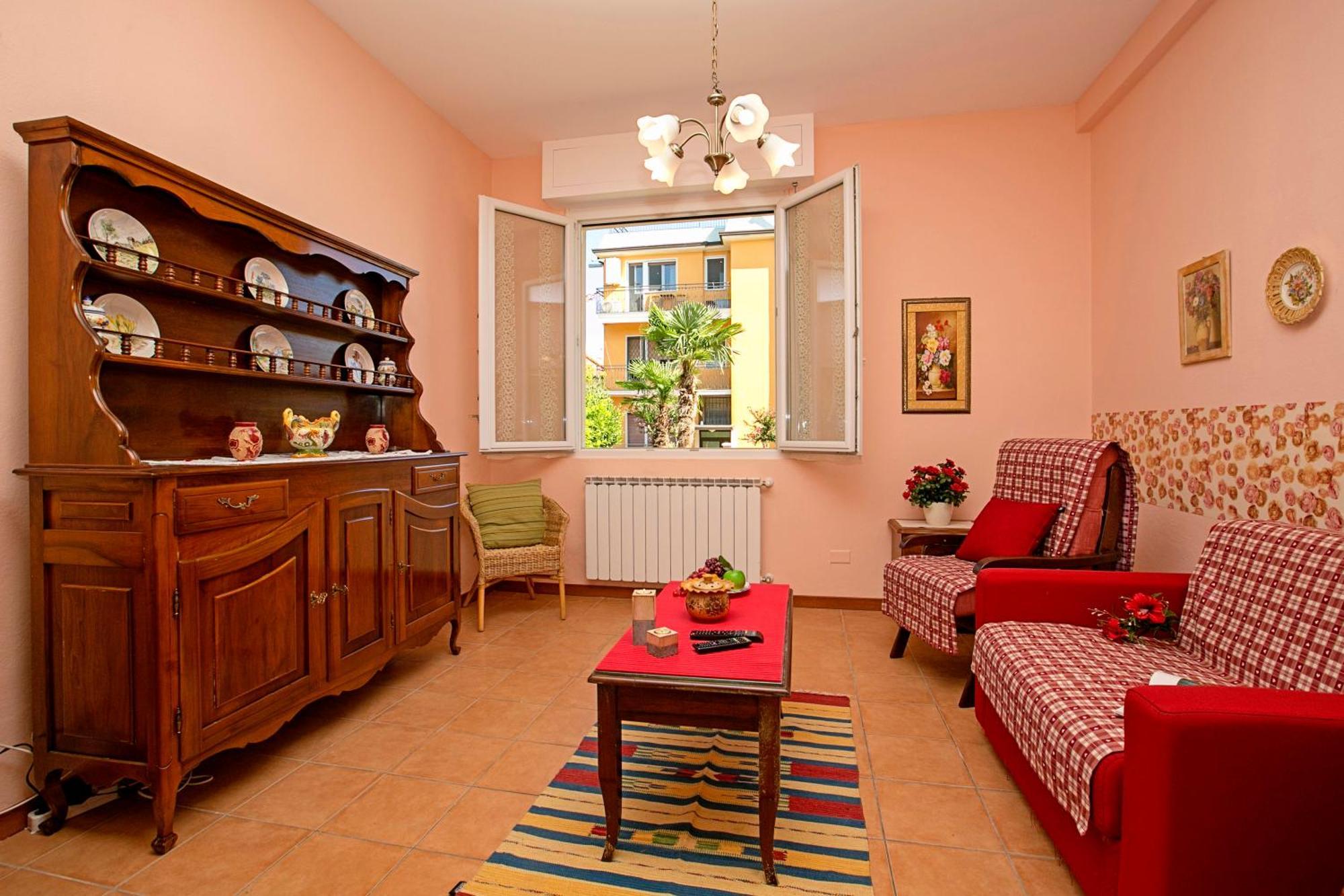 Villa Mimosa - Appartamento 1 - Happy Rentals Ντεζεντσάνο ντελ Γκάρντα Εξωτερικό φωτογραφία